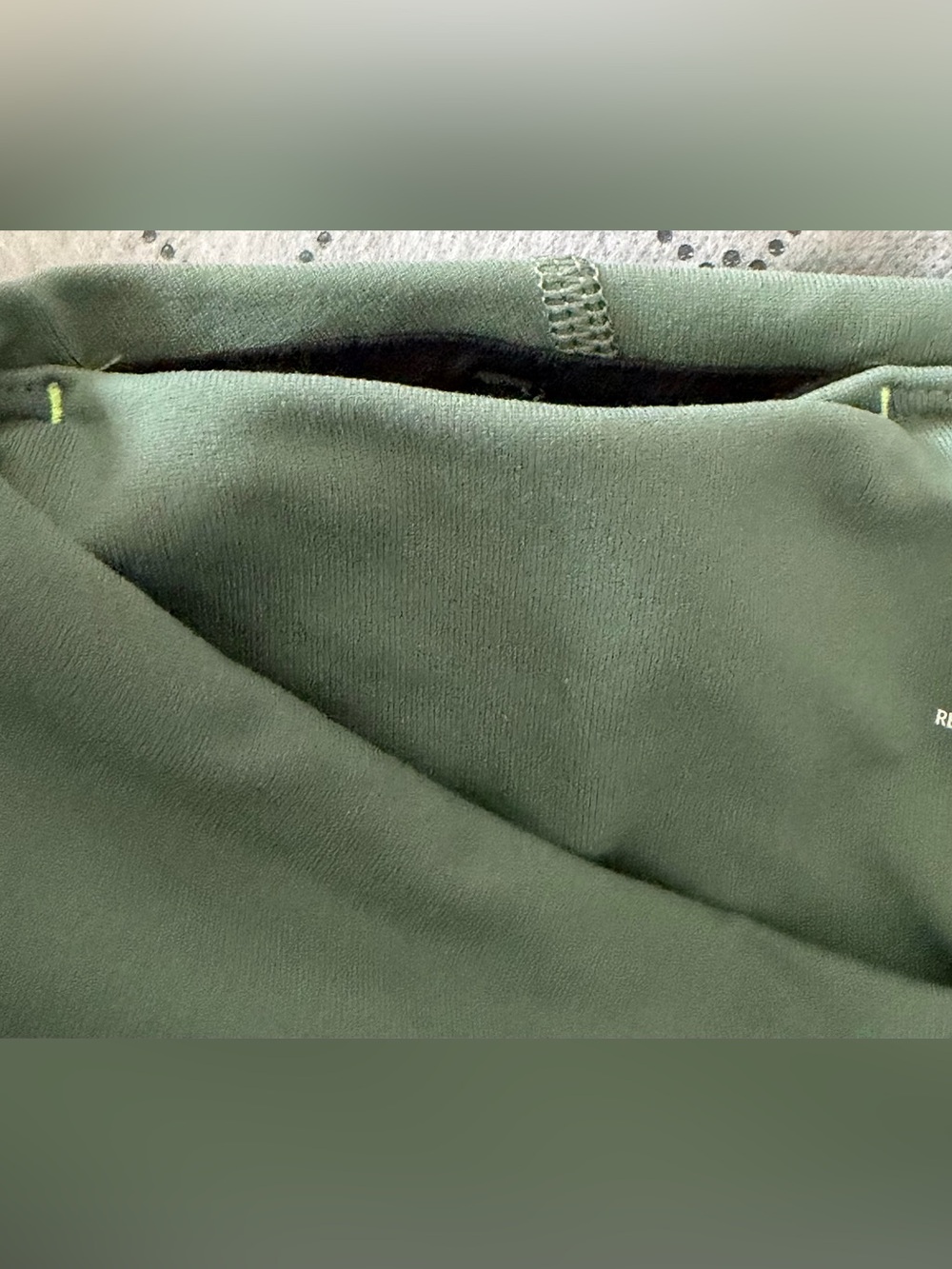 Victoria's Secret Olive Sage Leggings - Picture 4 of 8